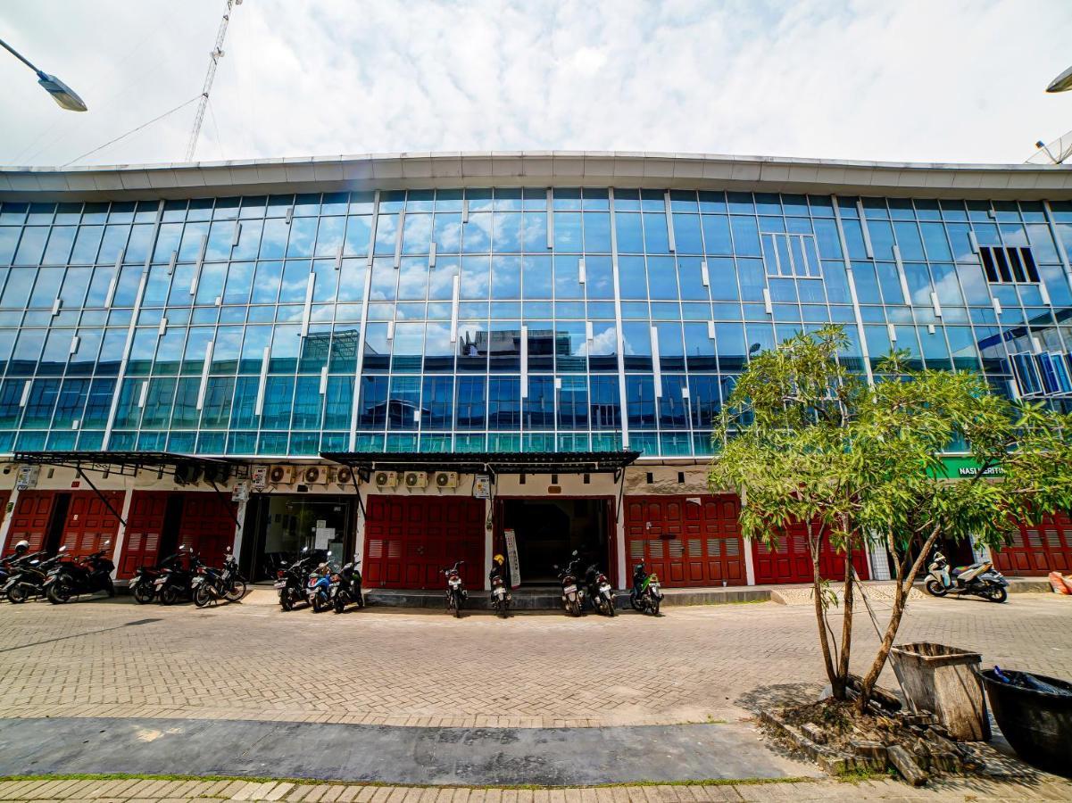 Oyo 91211 Mega Comfort Guest House Medan Dış mekan fotoğraf